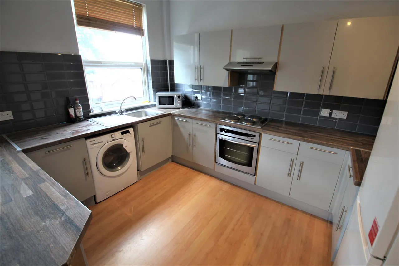 Kelso Road, Hyde Park, LS2, photo 2