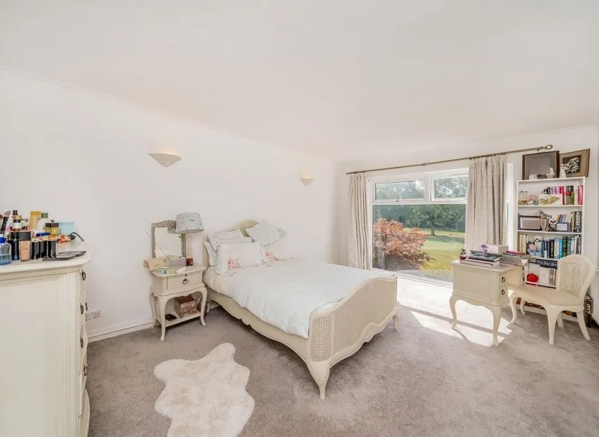 Berystede, Kingston Upon Thames, KT2, photo 5