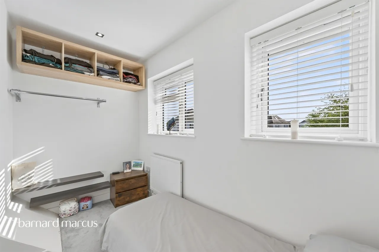 Voewood Close, New Malden, photo 9