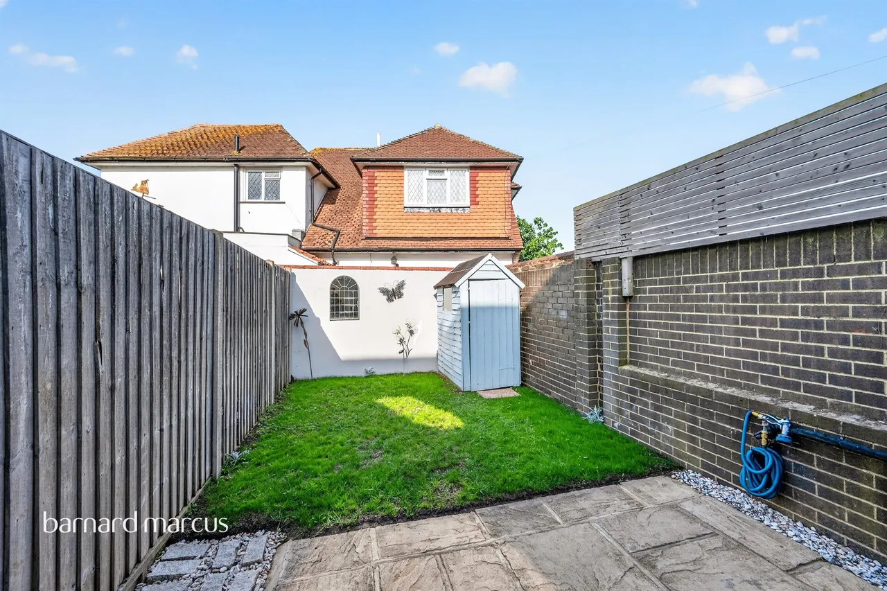Voewood Close, New Malden, photo 7
