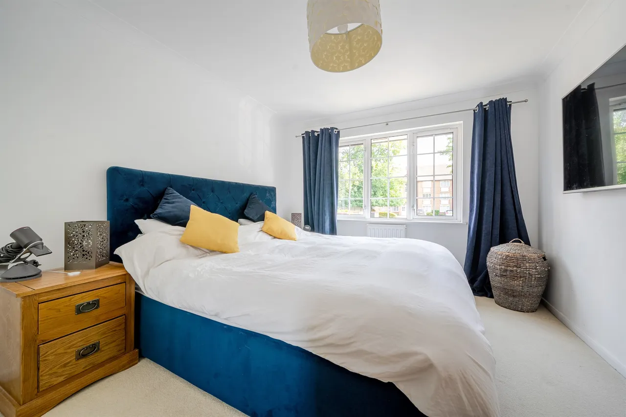 Cunard Crescent, London, N21, photo 5