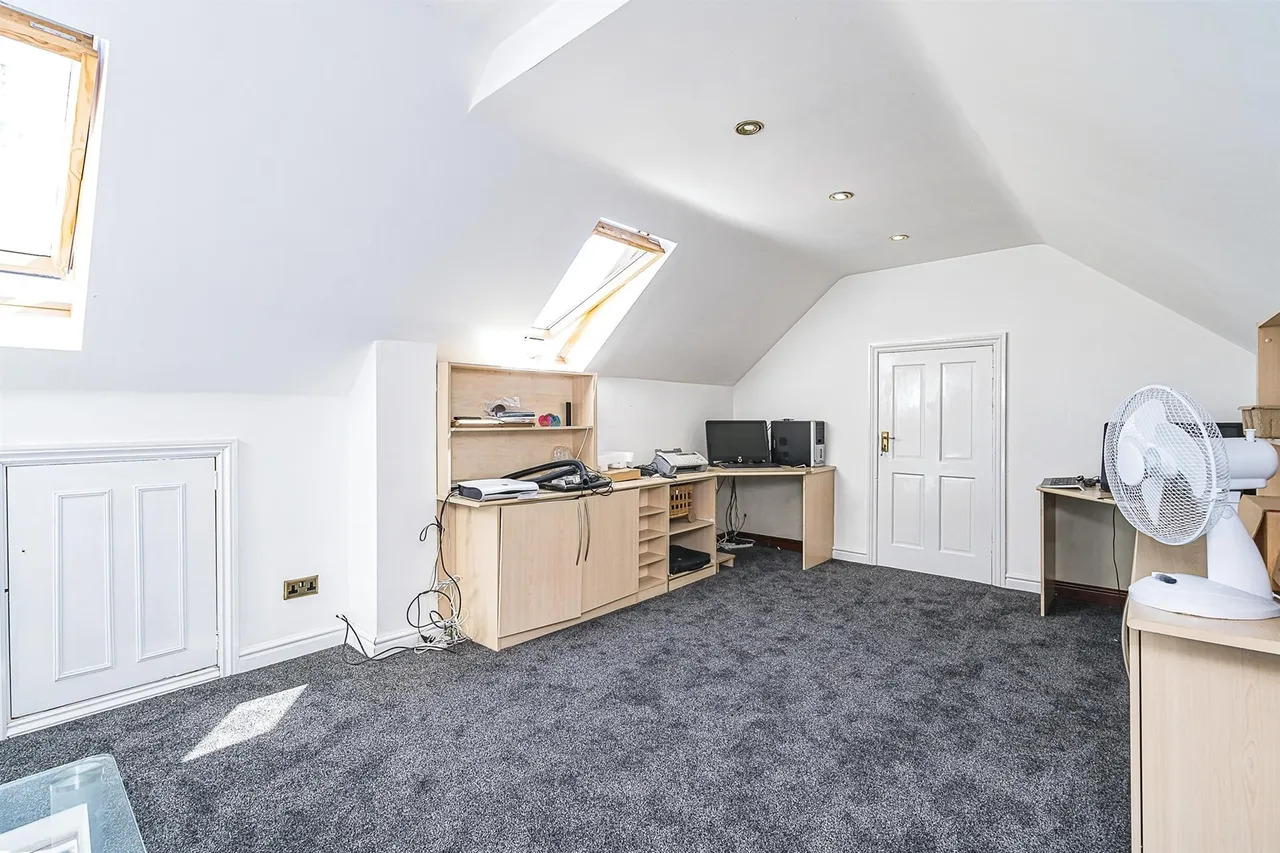 Castle Road, Tipton, DY4, photo 10