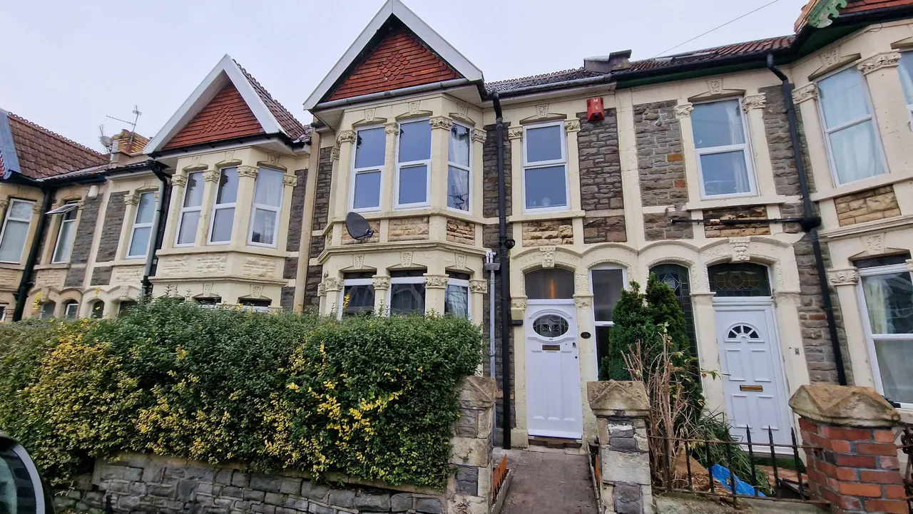 4 bed house to rent — Brentry Road, Fishponds, Bristol