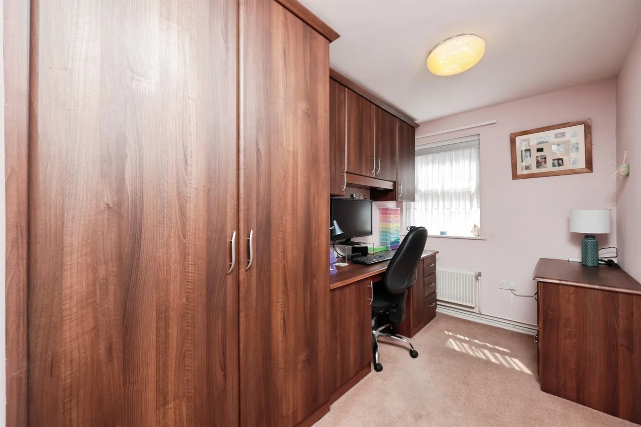 Lower High Street, Watford, WD17, photo 12