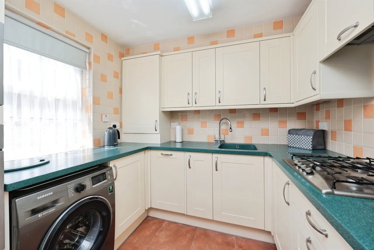 Lower High Street, Watford, WD17, photo 8