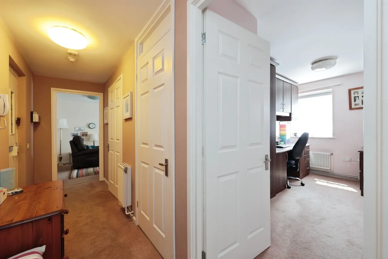 Lower High Street, Watford, WD17, photo 9