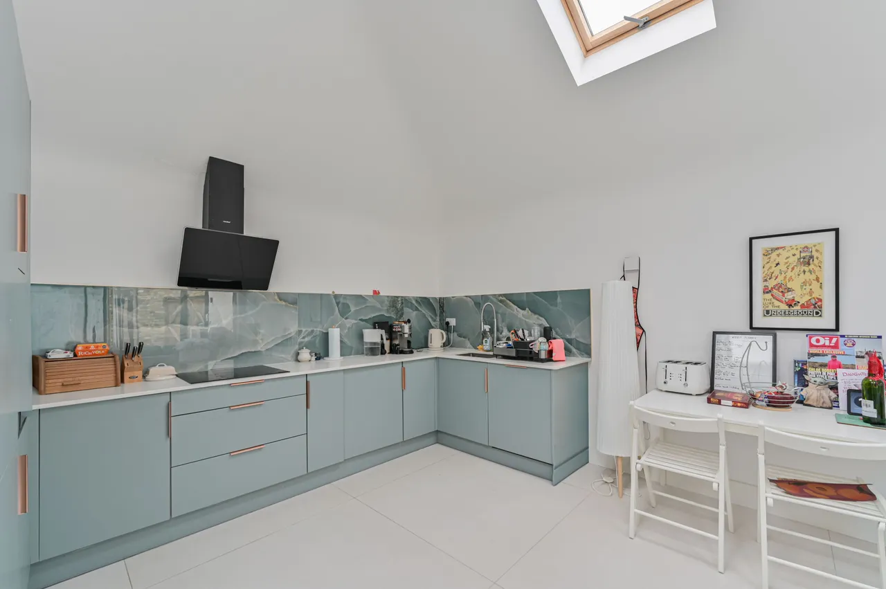 118a Bickersteth Road, London, photo 4