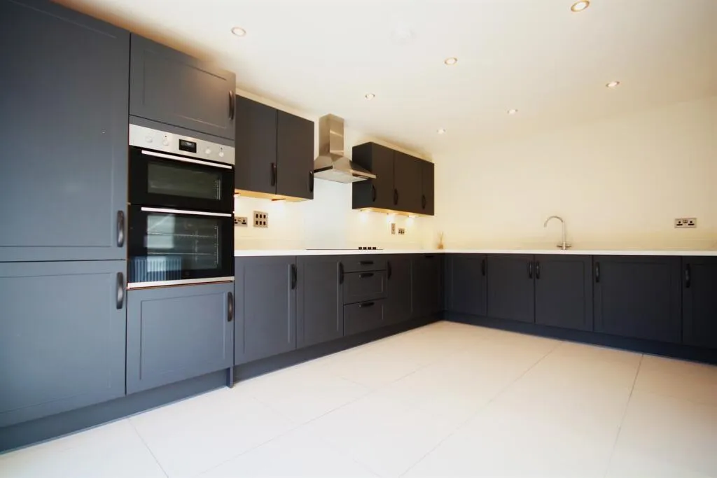 Poppy Road, Wilmslow, SK9, photo 2