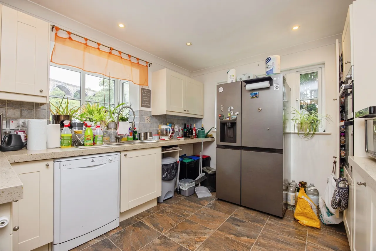 Orchard Grove, St. Austell, photo 5