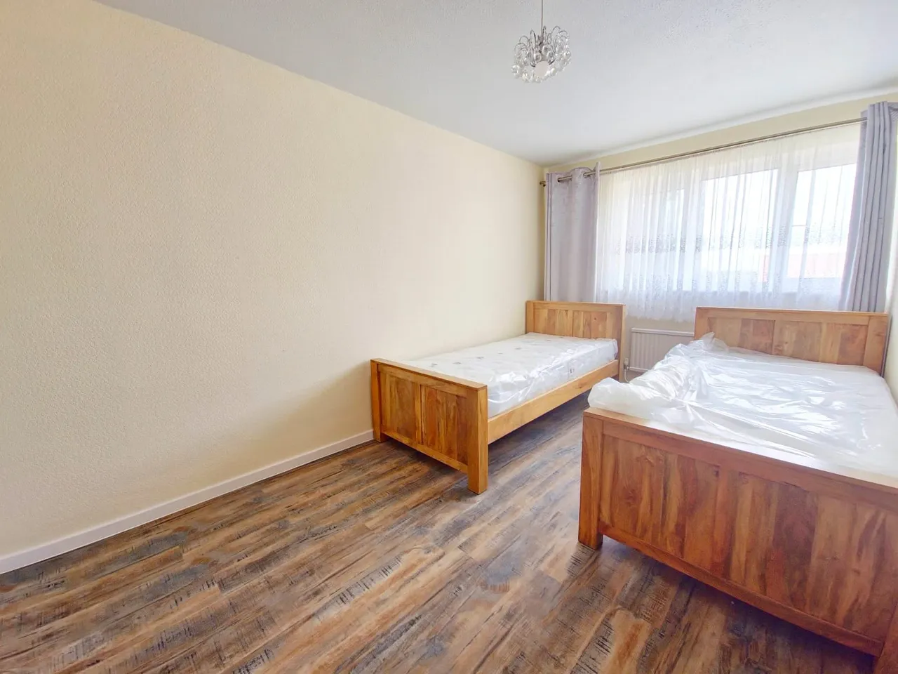 Aldwych Close, Hornchurch, RM12, photo 11