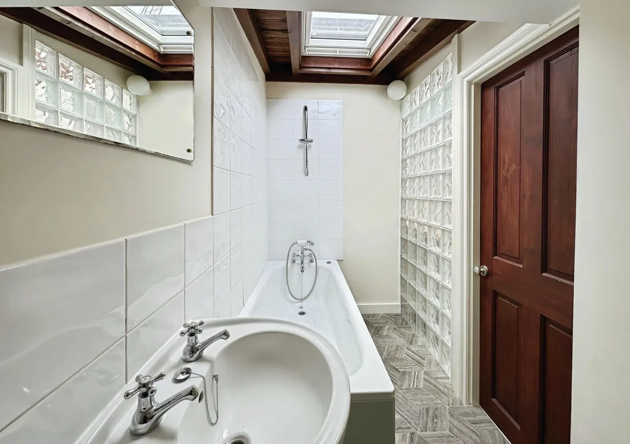 Helena Place, Exmouth, EX8, photo 7
