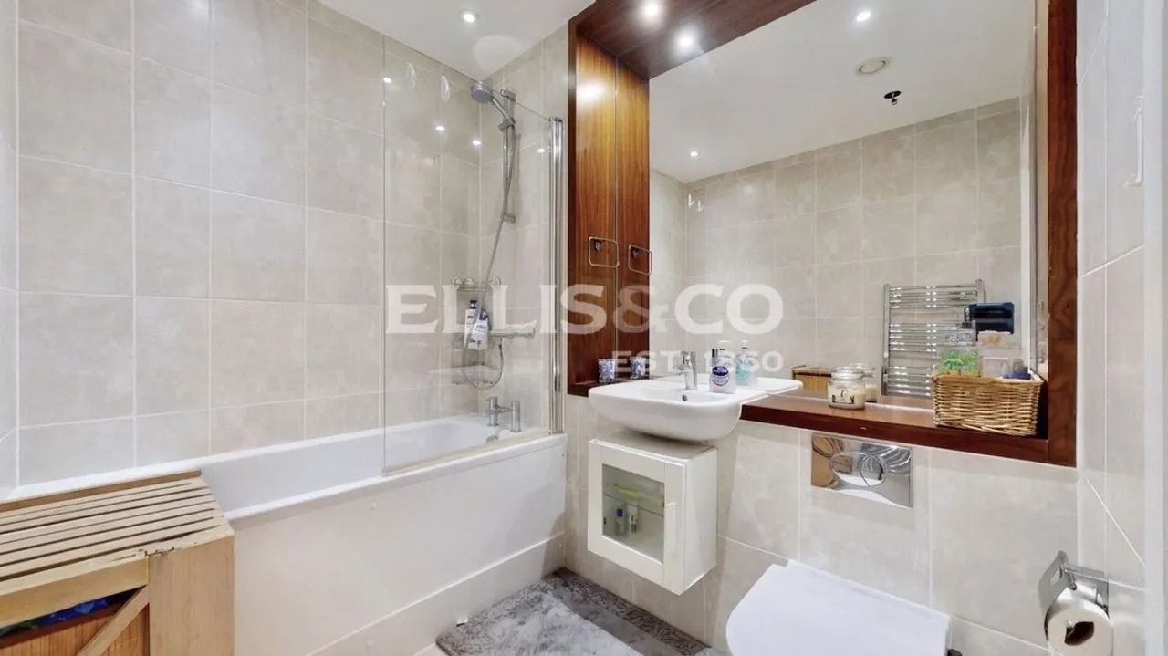 Hatton Road, Wembley, HA0, photo 6