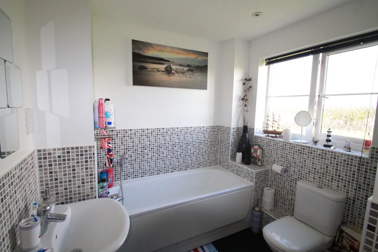 Trinity Court, Dartford, Kent, DA1, photo 9