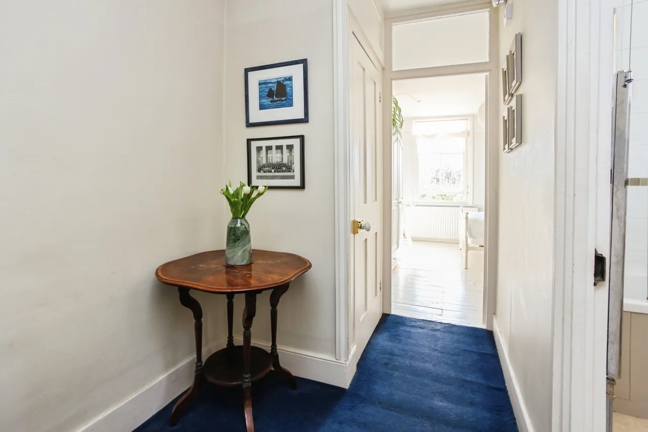 Hadlow Road, Tonbridge, TN9, photo 19