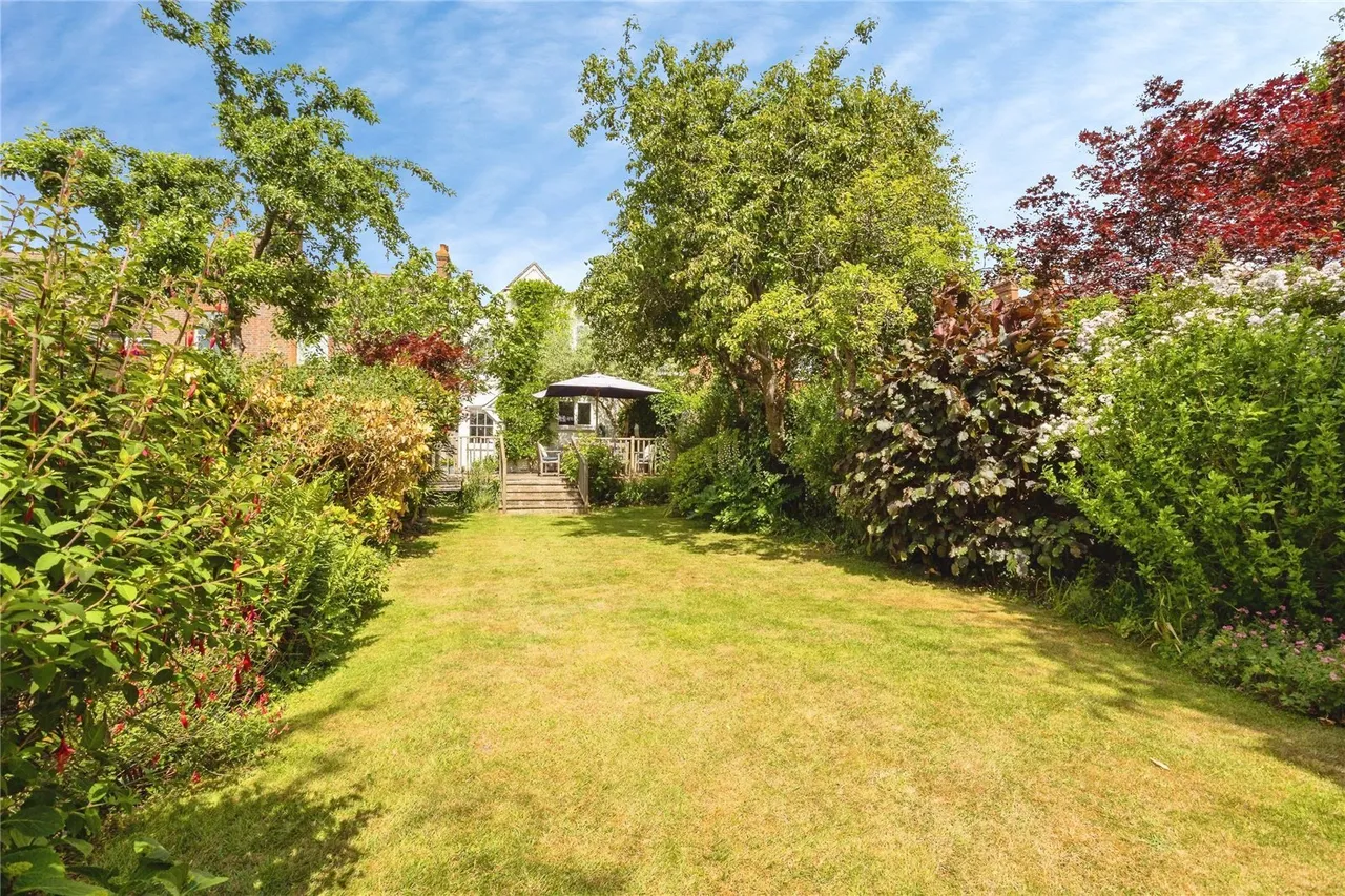 Hadlow Road, Tonbridge, TN9, photo 11