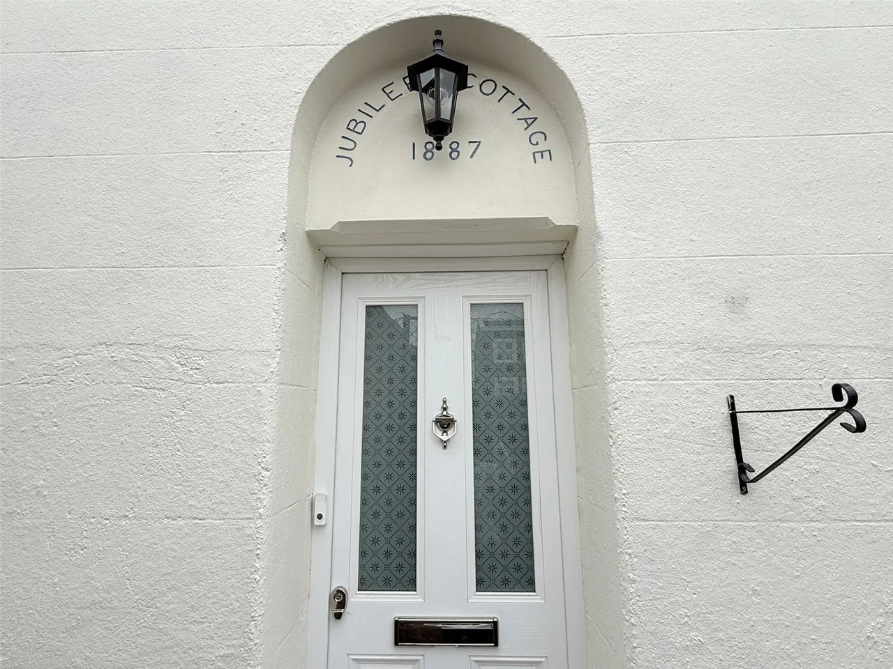 Nesbitts Alley, High Street, Barnet, Hertfordshire, EN5 5XG, photo 17