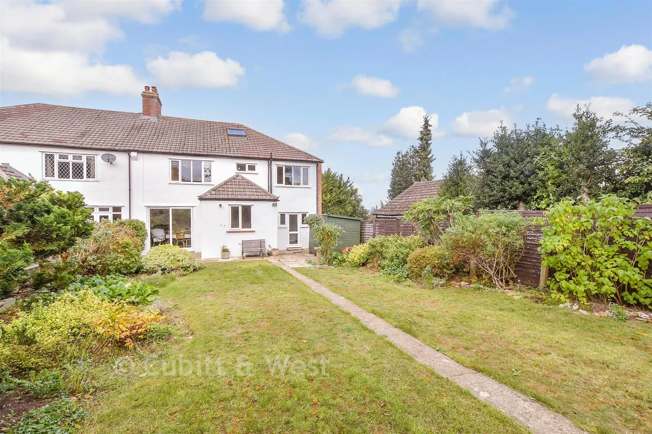 Wilmot Way, Banstead, SM7, photo 13