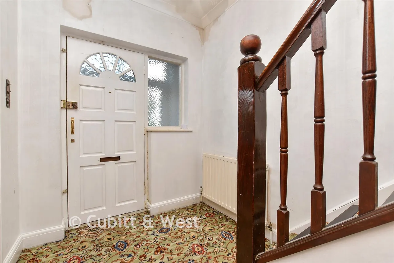 Wilmot Way, Banstead, SM7, photo 5