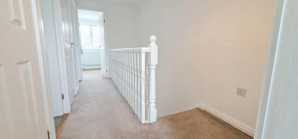 Tendring Avenue, Rayleigh, Essex, SS6 9SB, photo 12