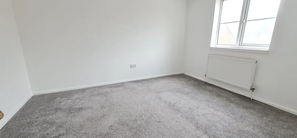 Tendring Avenue, Rayleigh, Essex, SS6 9SB, photo 15