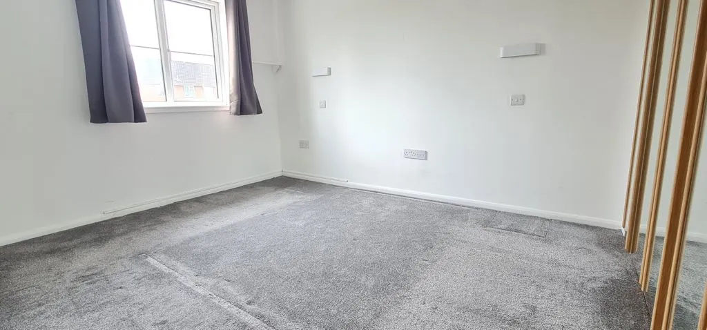Tendring Avenue, Rayleigh, Essex, SS6 9SB, photo 13