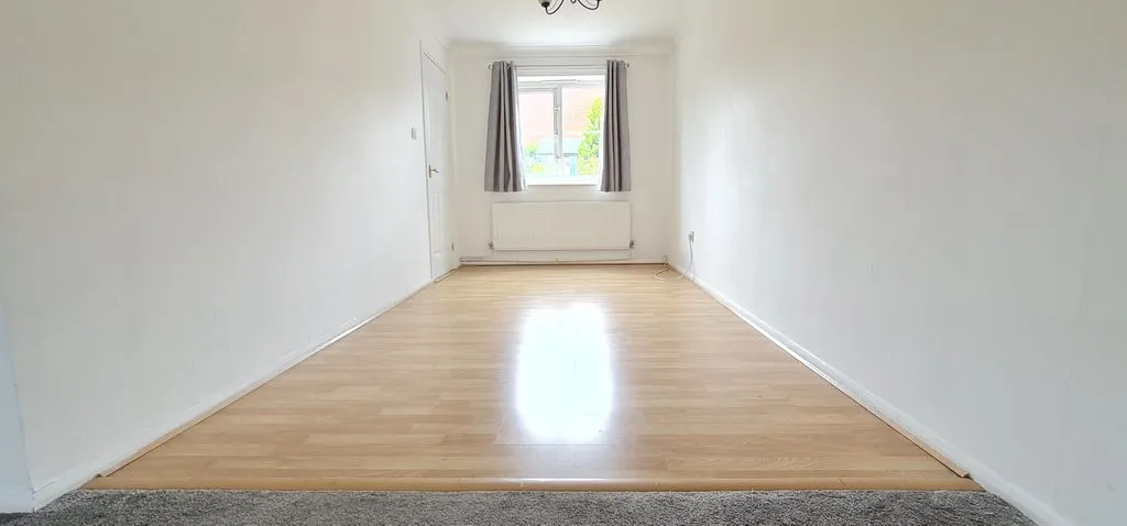Tendring Avenue, Rayleigh, Essex, SS6 9SB, photo 8