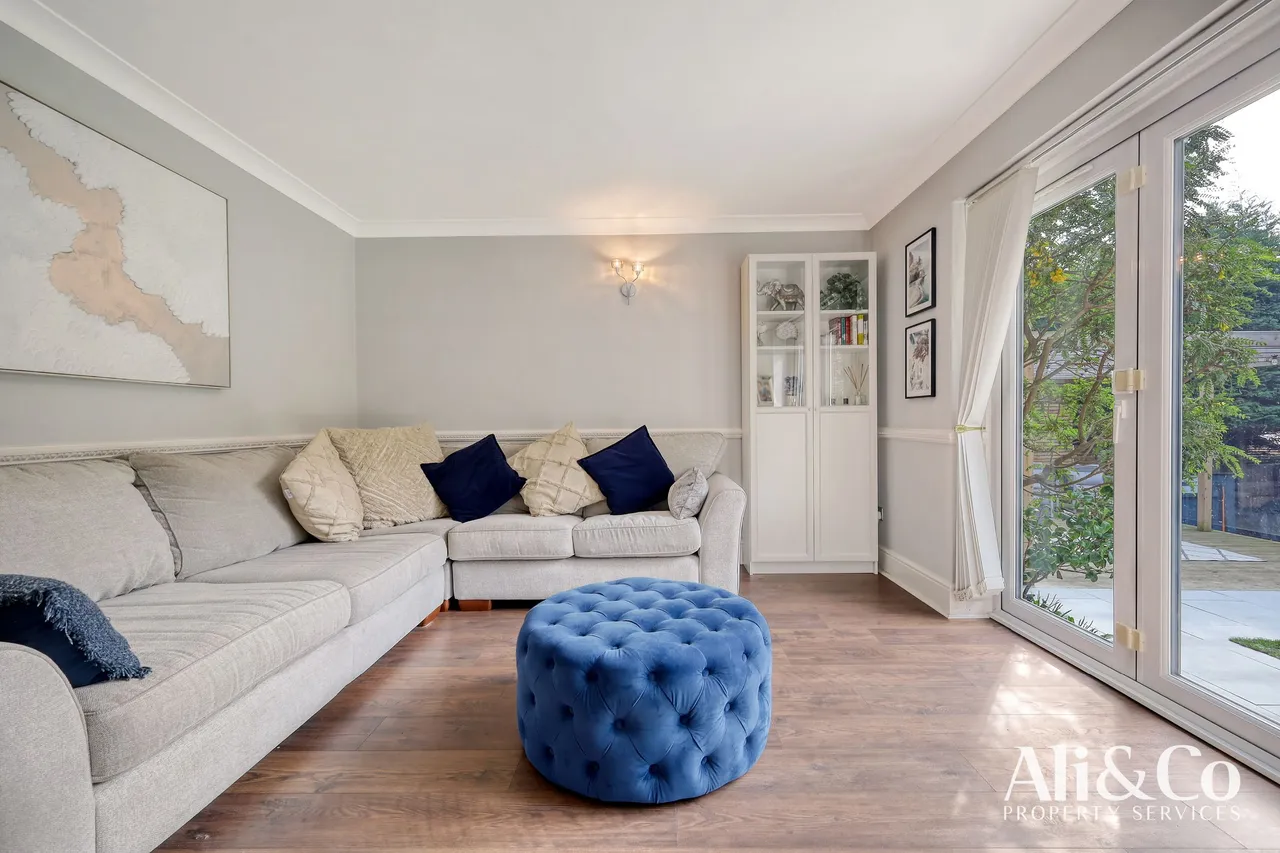 Henry De Grey Close, Grays, Essex, RM17 5GH, photo 10