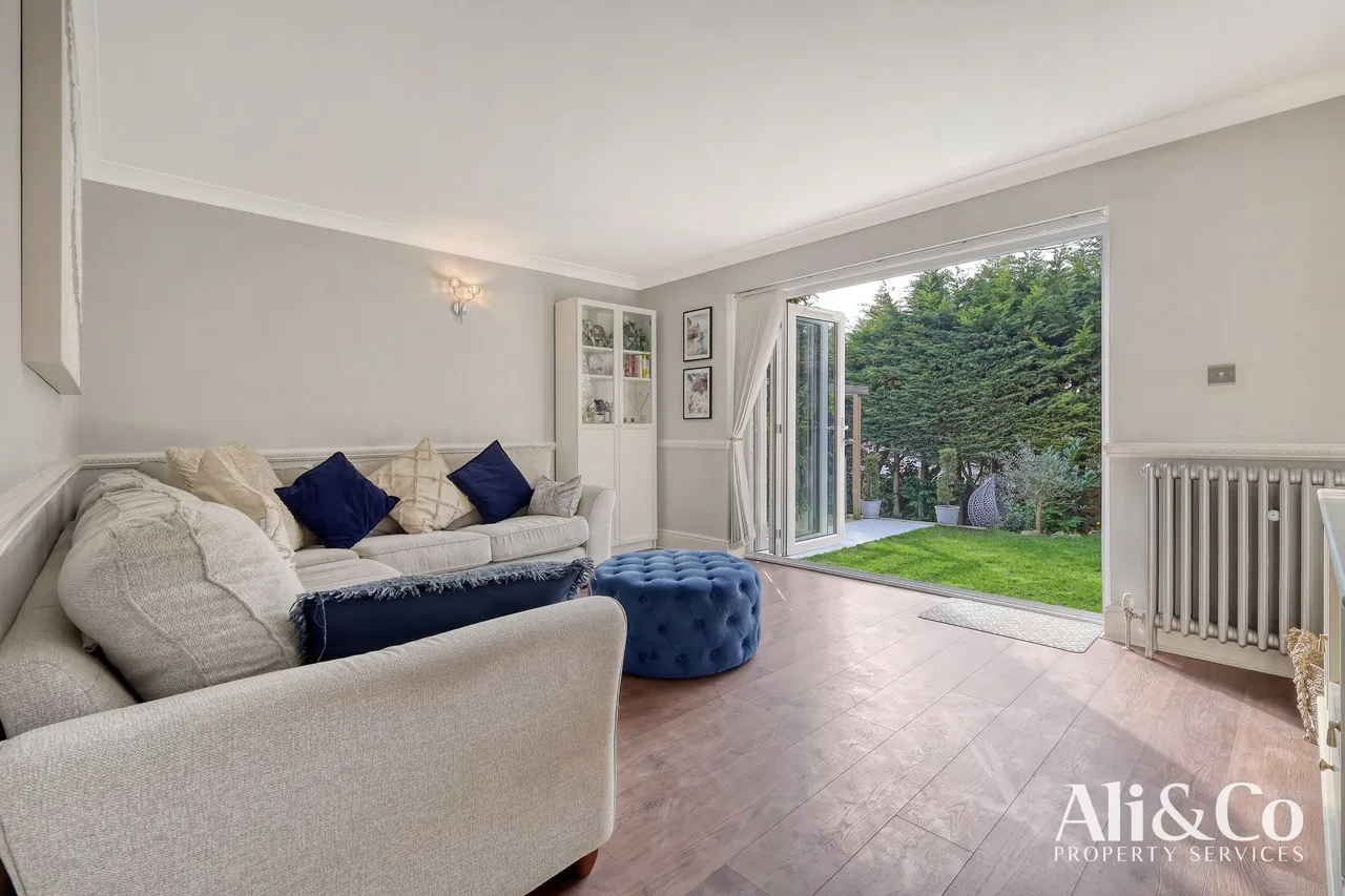 Henry De Grey Close, Grays, Essex, RM17 5GH, photo 12