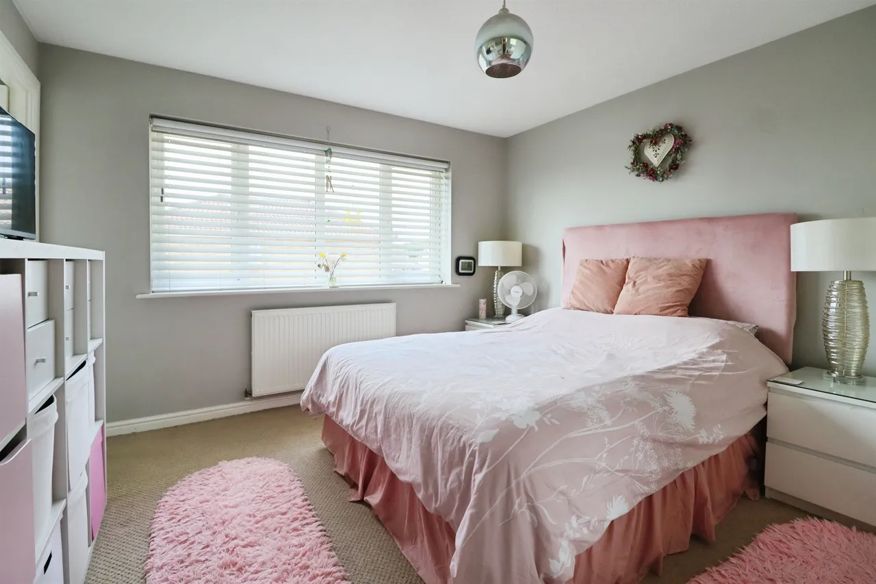 Ffordd Glas Y Dorlan, Llantwit Fardre, Pontypridd, photo 10