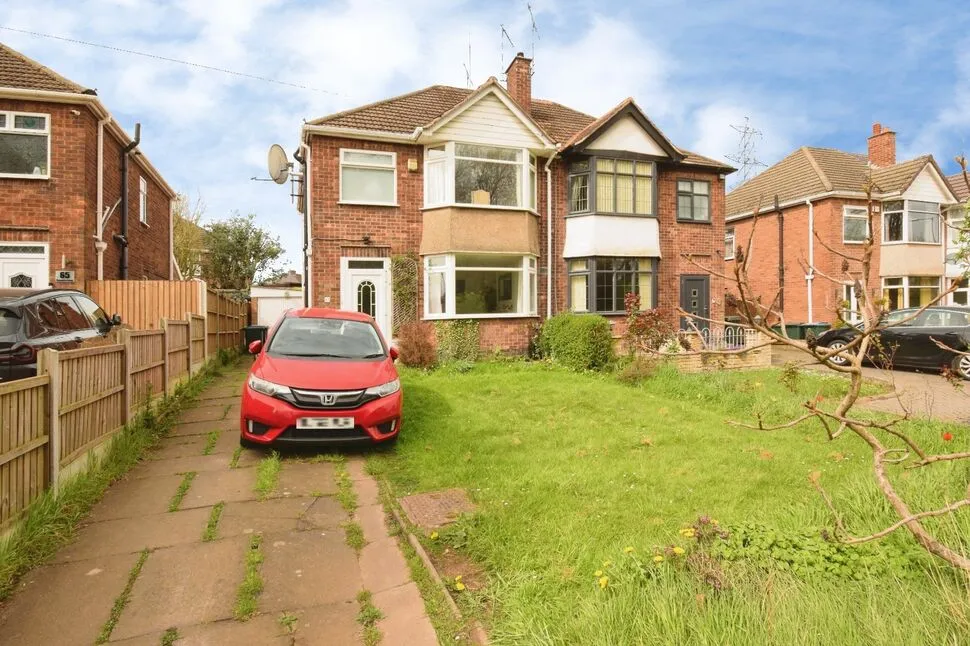 3 bed house for sale, Bennetts Road, Keresley End, CV7