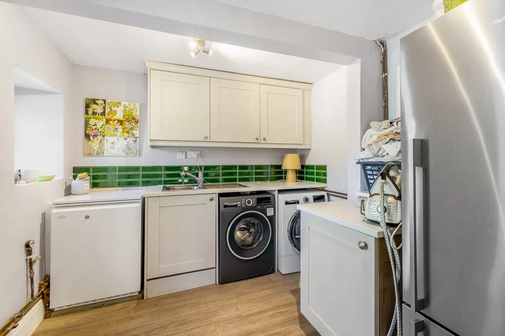 Main Street, Denton, NG32, photo 15