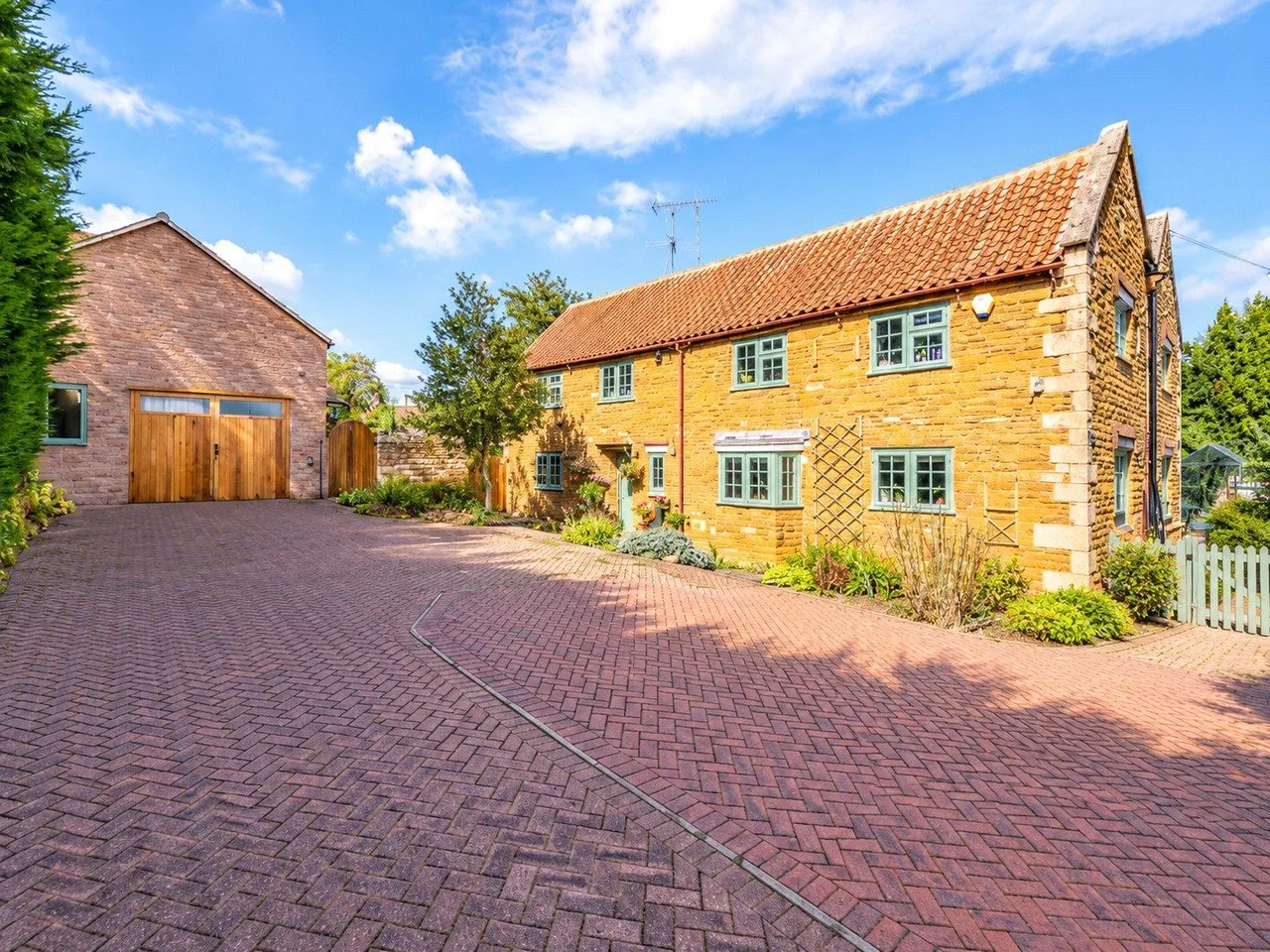 Main Street, Denton, NG32, photo 11