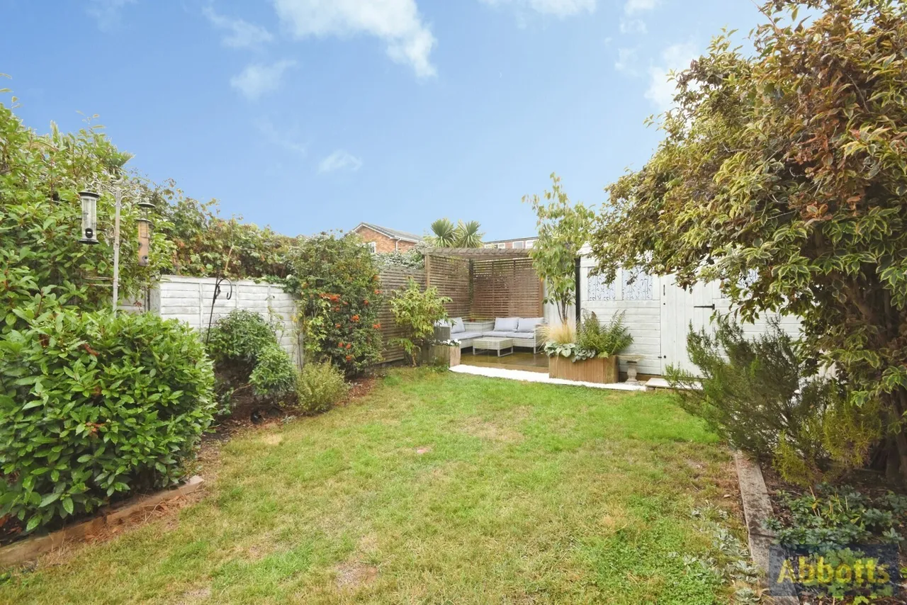 Creswick Avenue, Rayleigh, SS6, photo 5