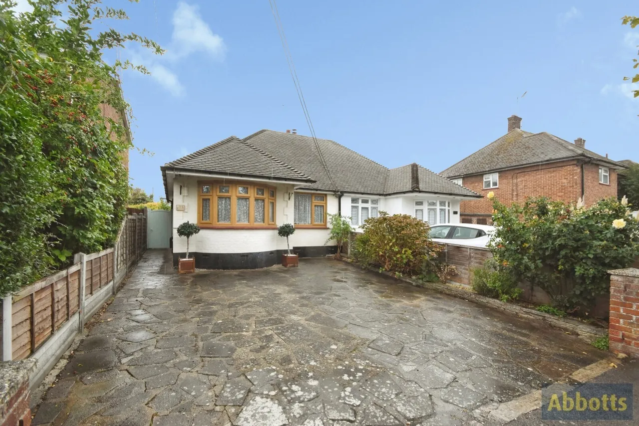Creswick Avenue, Rayleigh, SS6, photo 19
