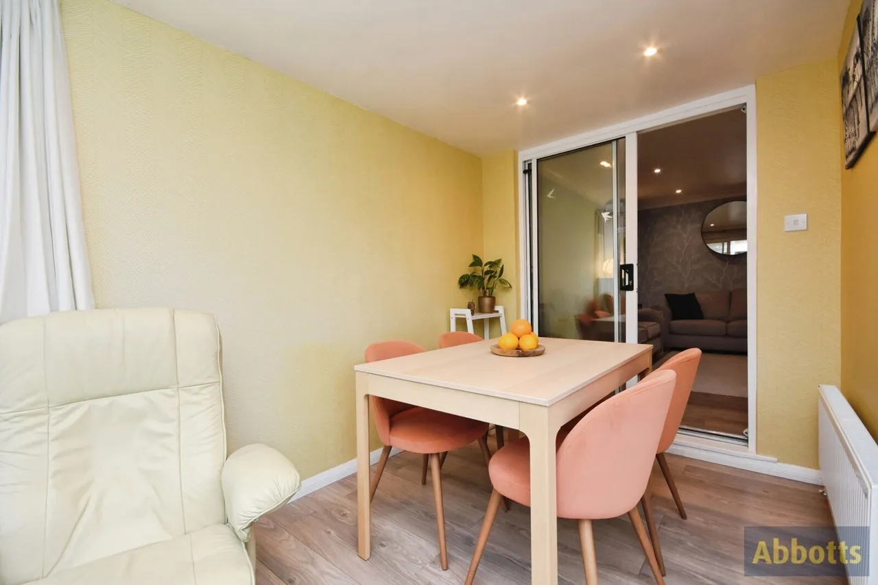 Creswick Avenue, Rayleigh, SS6, photo 11