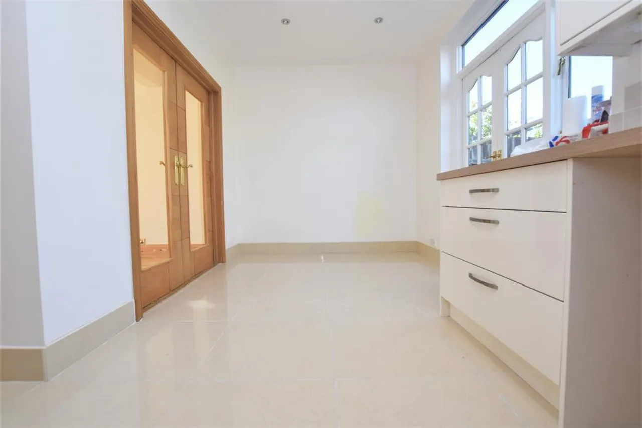 Somerville Road, Romford, RM6, photo 3