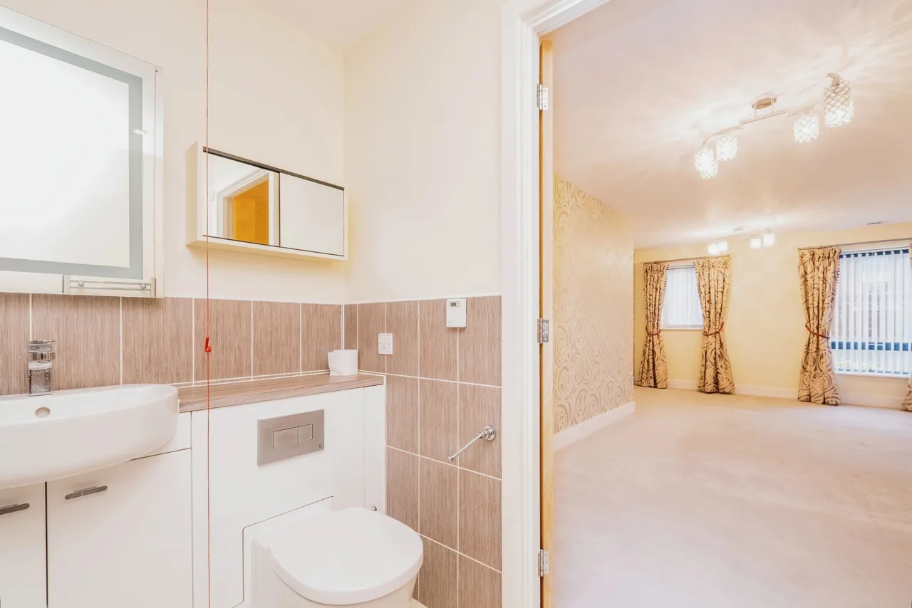 St. Margarets Way, Midhurst, GU29, photo 14