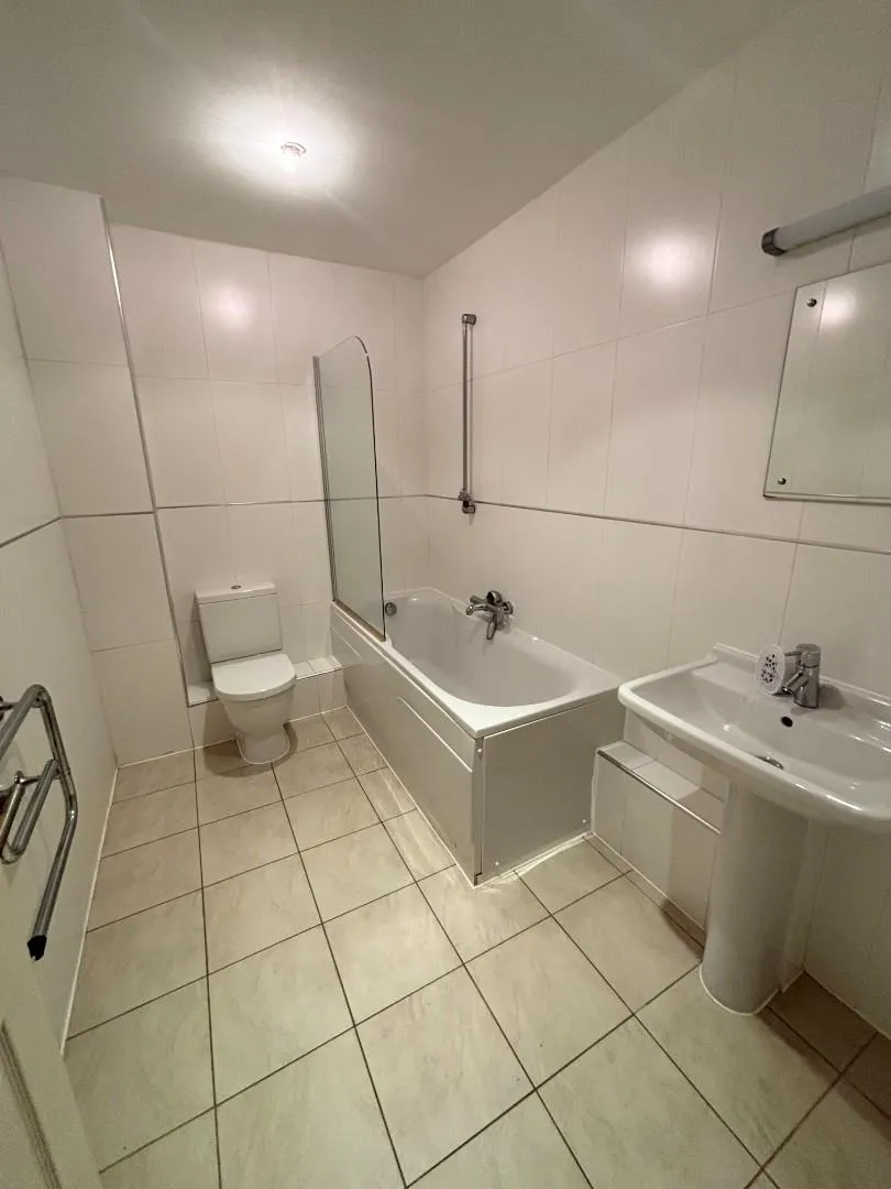 Bury New Road, Prestwich, Manchester, M25 0PZ, photo 10