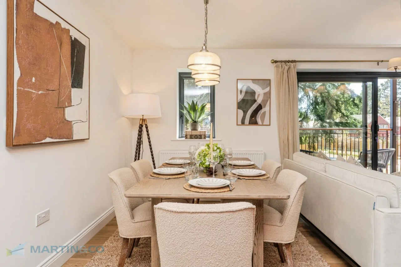 Shores Road, Horsell, GU21, photo 5