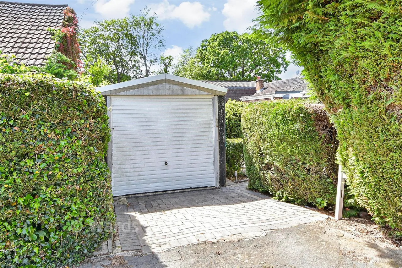 Victoria Road, Walderslade, ME5, photo 13