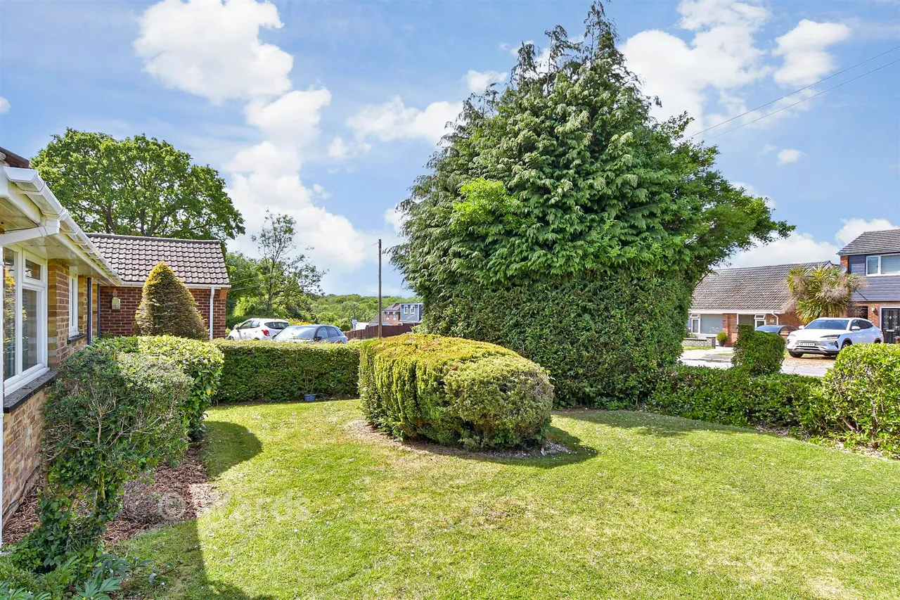 Victoria Road, Walderslade, ME5, photo 12