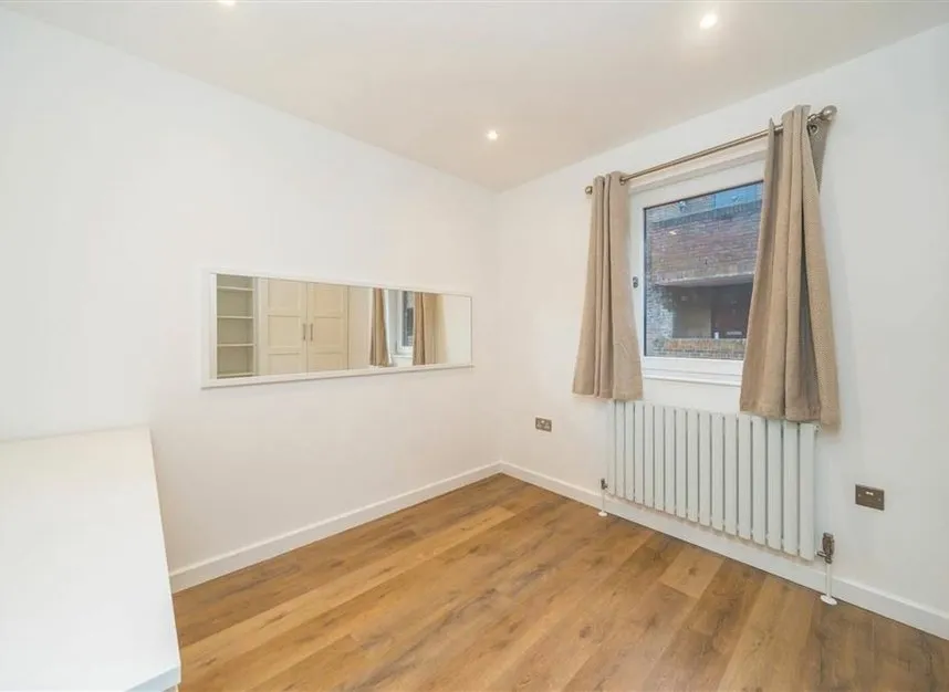Mews Street, Wapping, E1W, photo 5