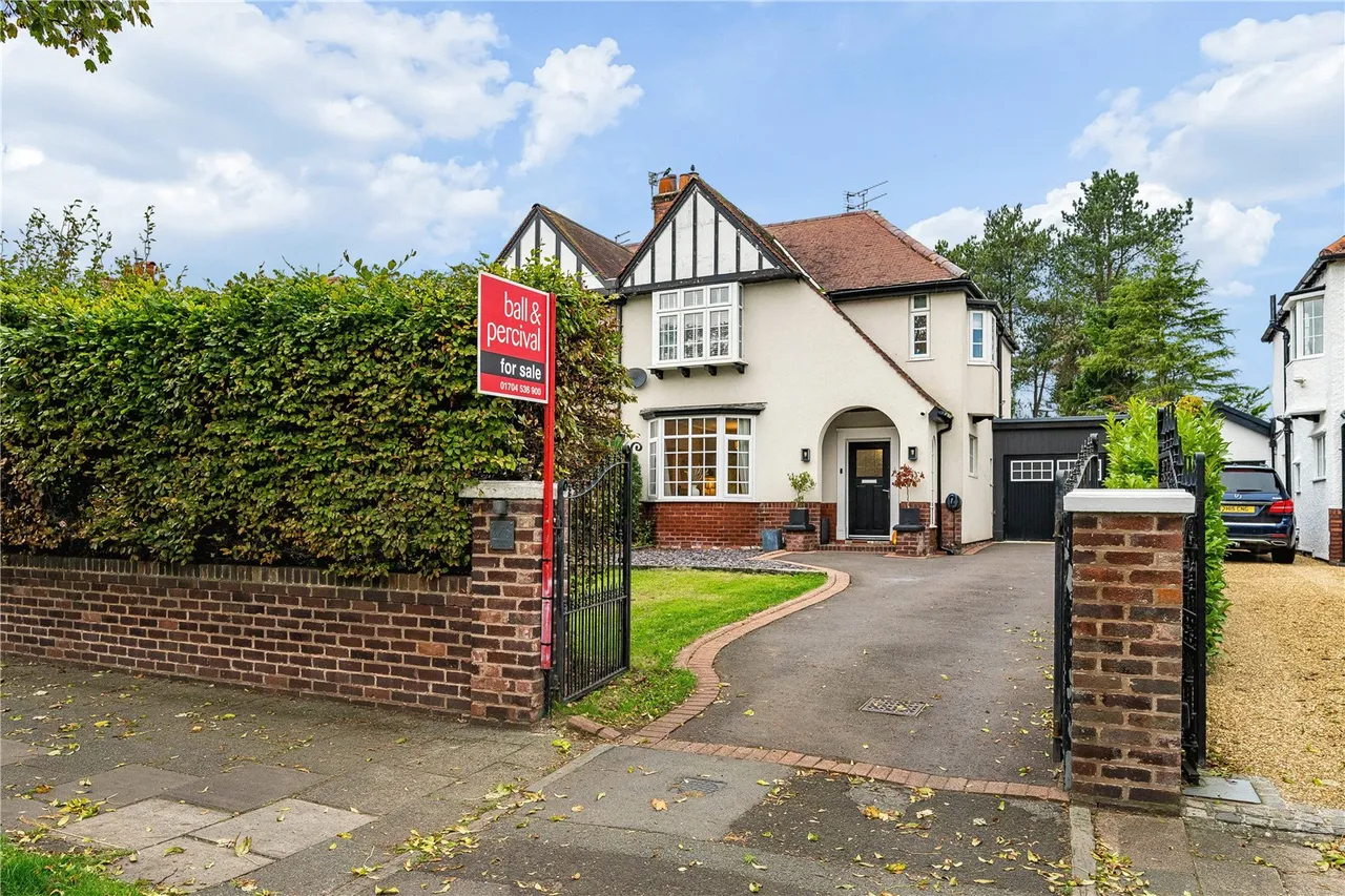 3 bed house for sale, Liverpool Road, Ainsdale, PR8