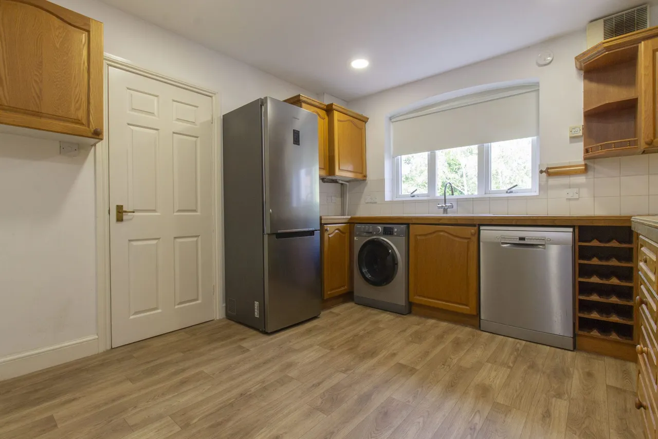Mildmay Court, Odiham, Hampshire, RG29 1AX, photo 3