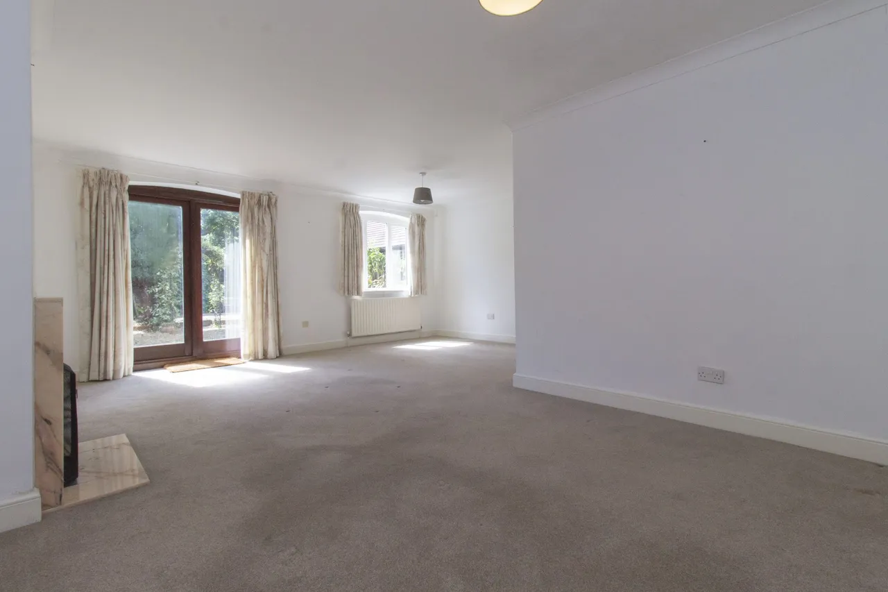 Mildmay Court, Odiham, Hampshire, RG29 1AX, photo 4