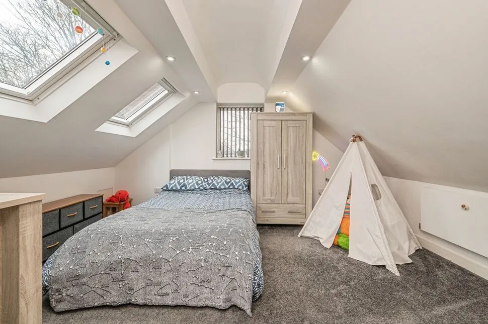 Wakefield Road, Ossett, West Yorkshire, WF5, photo 8