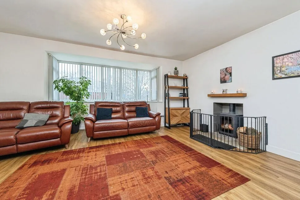Wakefield Road, Ossett, West Yorkshire, WF5, photo 5