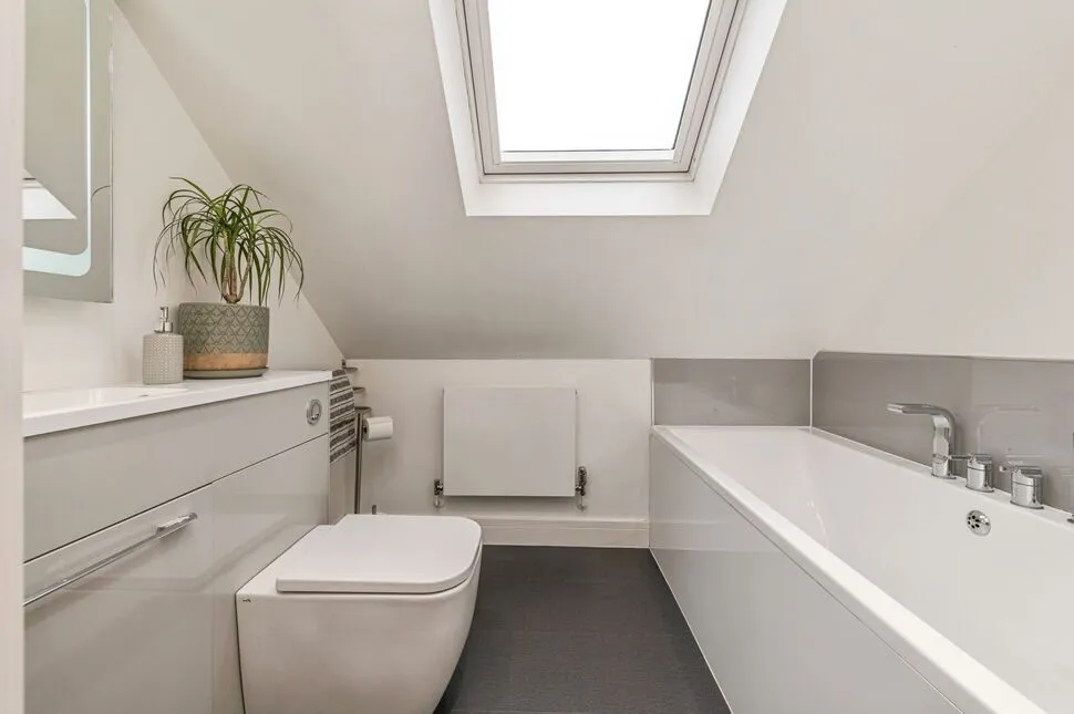 Wakefield Road, Ossett, West Yorkshire, WF5, photo 7