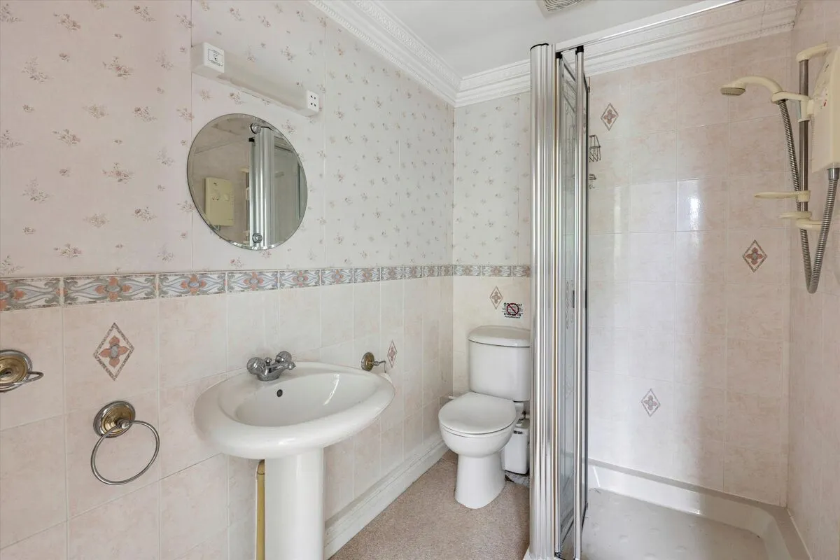Colletts Farmhouse, Dorsington, CV37, photo 18