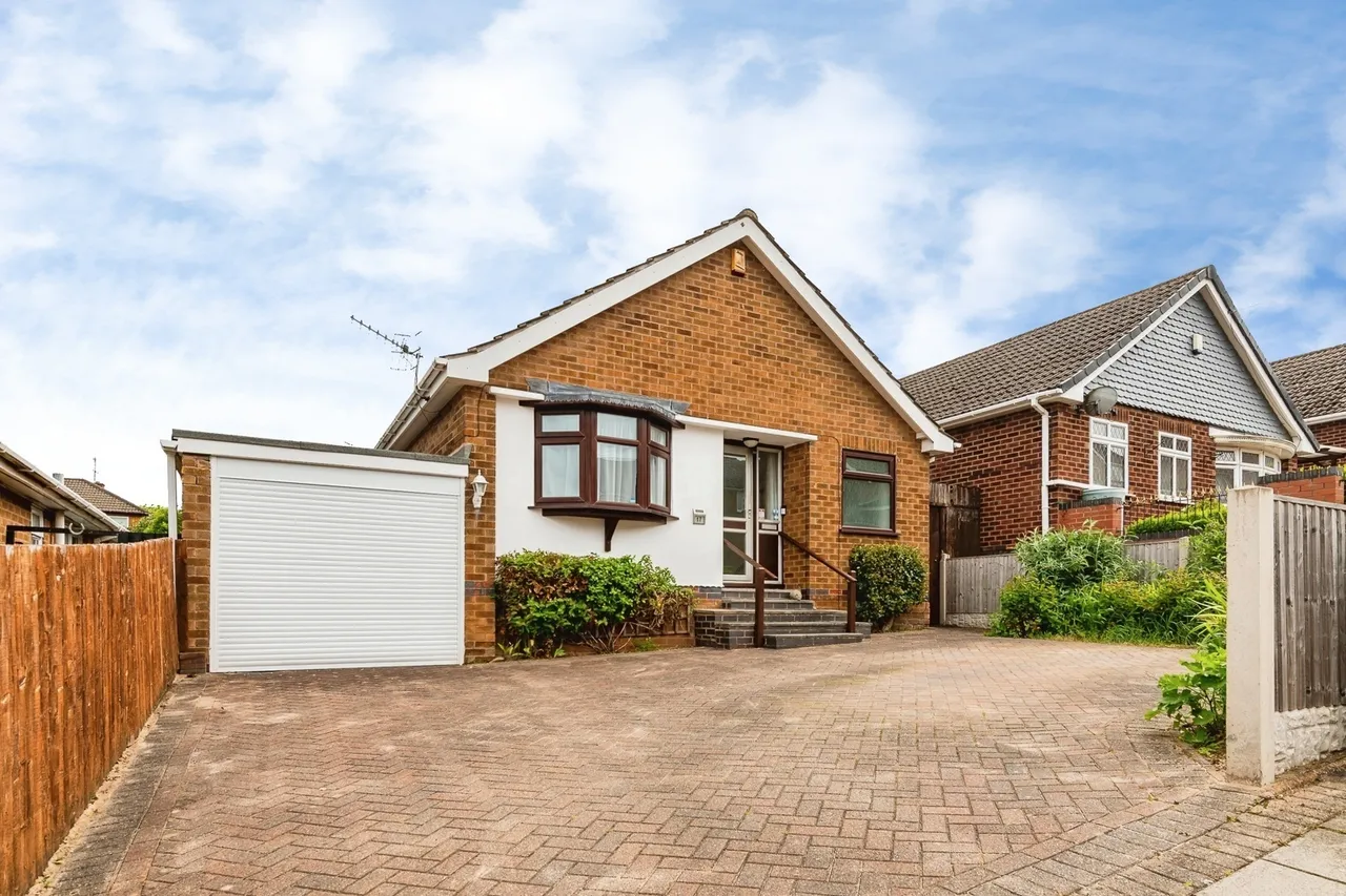 3 bed house for sale, Walsingham Road, Woodthorpe, NG5